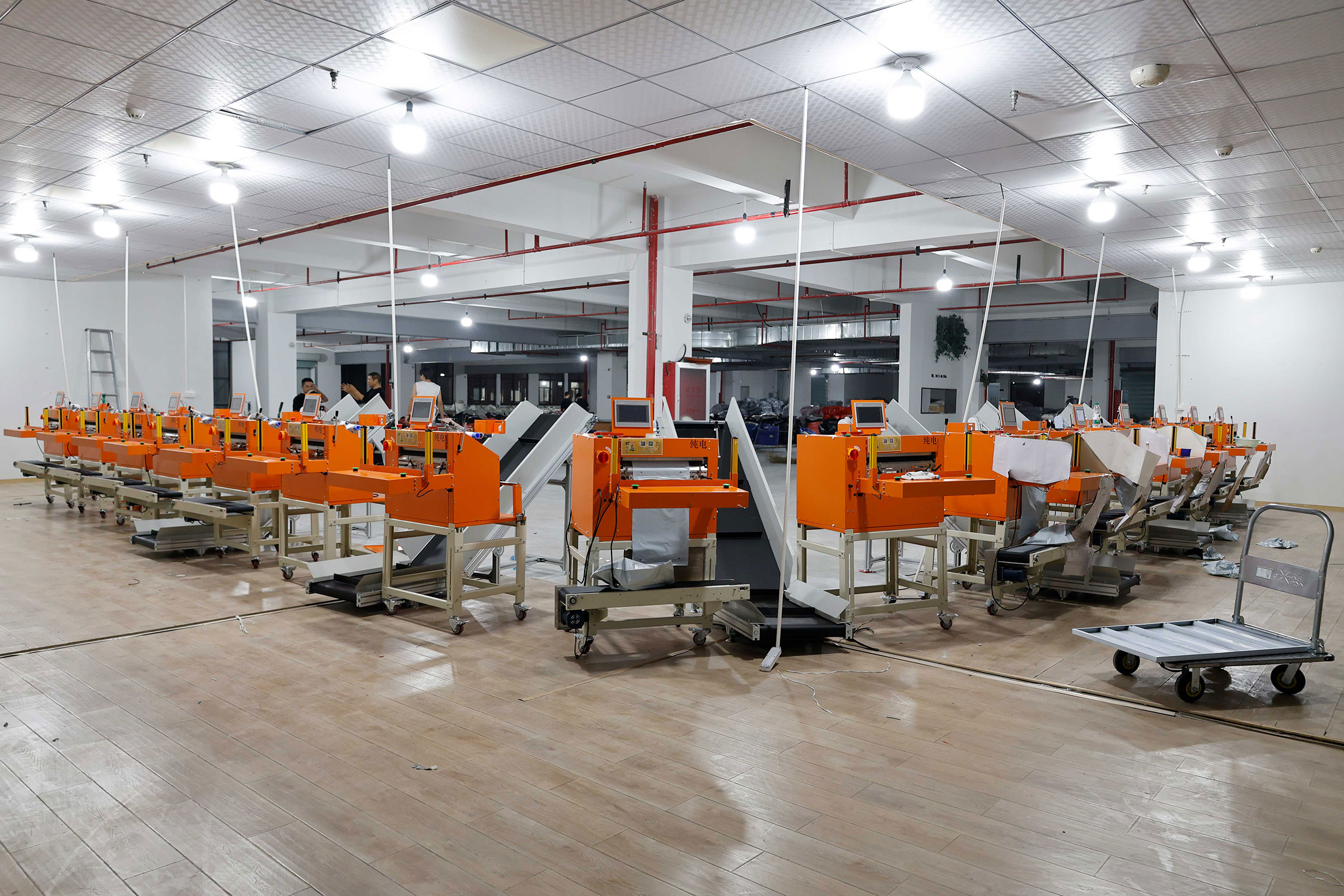 爆款打包機(jī),自動(dòng)貼單,自動(dòng)打包